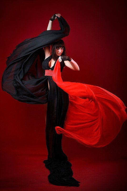 девушка, ткань, черное, красное, движение photo preview