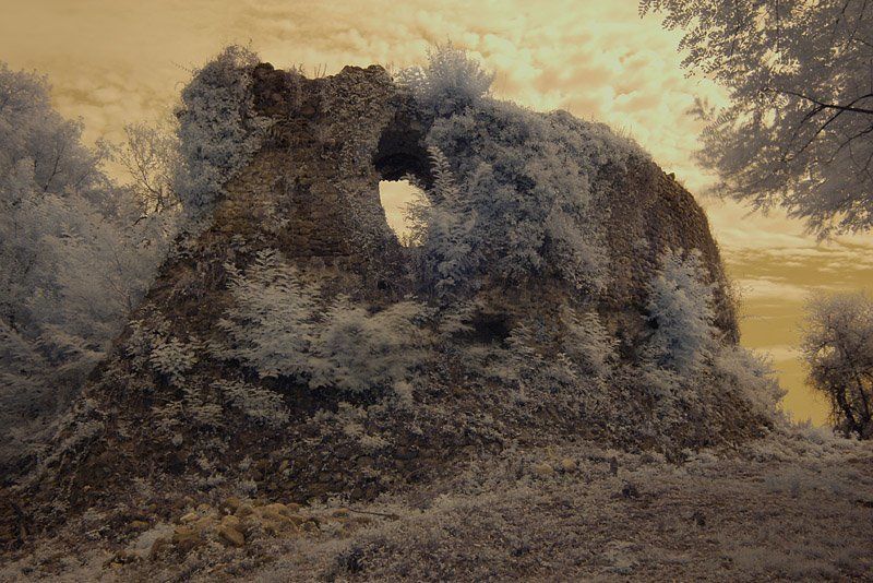 Замок Багратаphoto preview