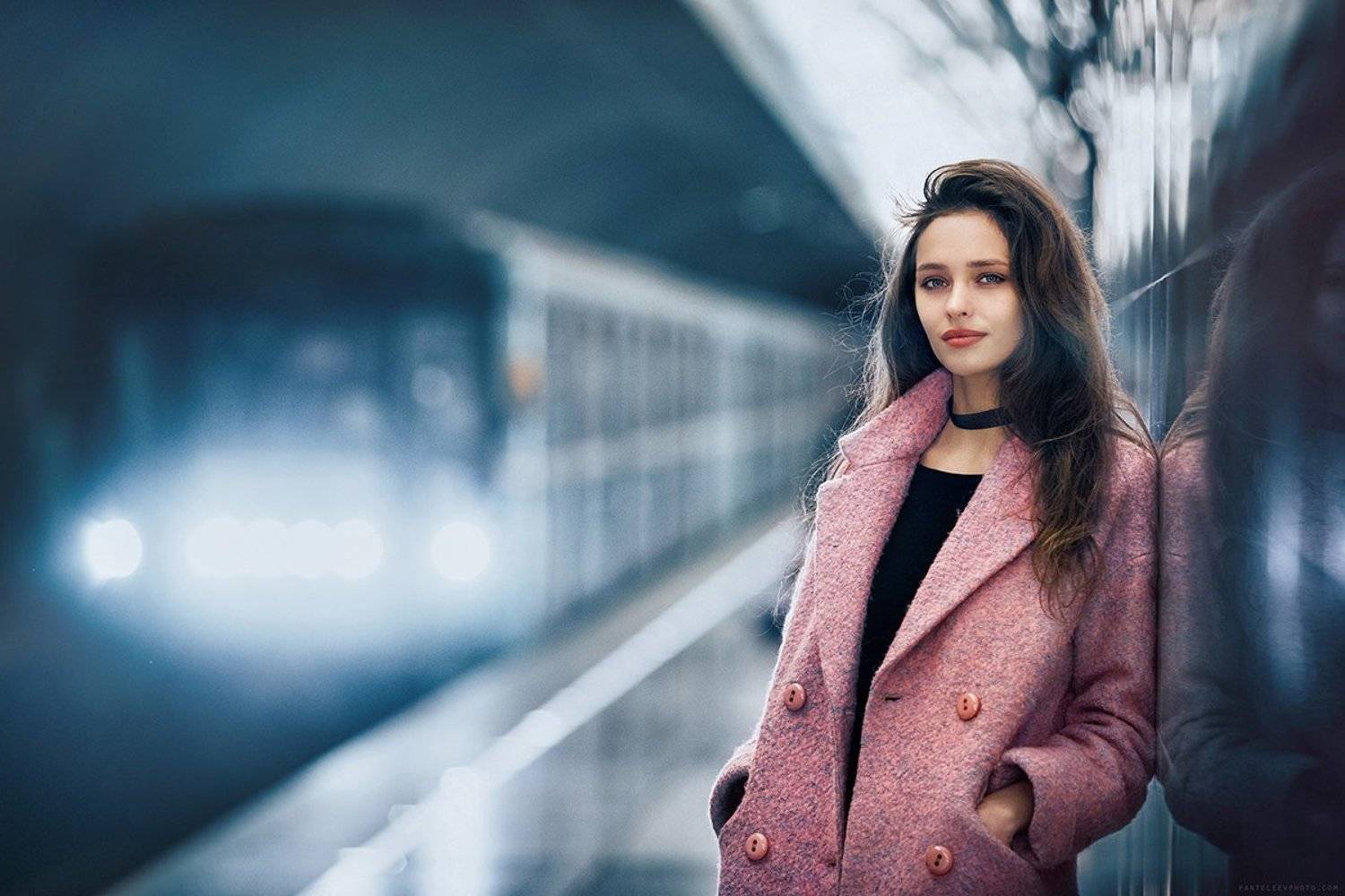 портрет, девушка, метро, станция, тоннель, архитектура, геометрия, цвета, Пантелеев Алексей