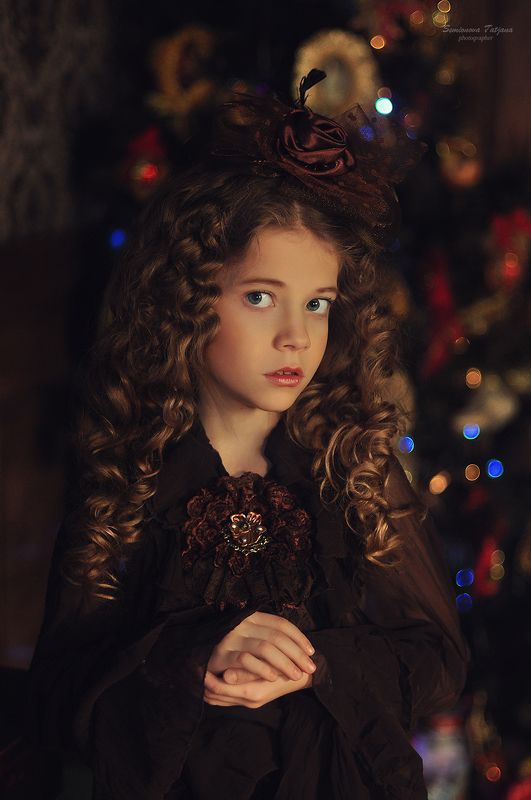 ретро, новый год, коричневый, елка, рождество, девочка, красавица, модель  Новогодний ретро-образ photo preview