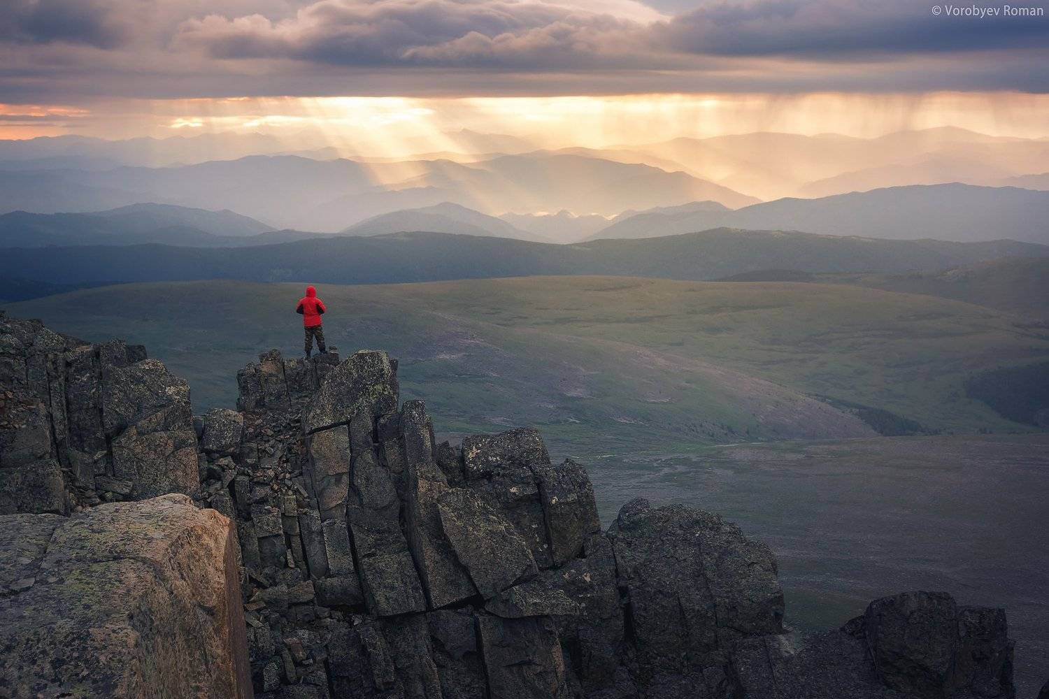 г.Сарлык. Автор: Roman Vorobyev алтай, горы, рассвет, семинский. горный алтай,, Roman Vorobyev