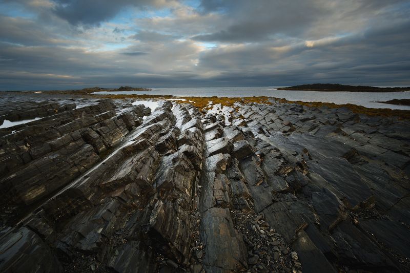 россия, мурманск, мурманская область, кольский полуостров, осень, заполярье, рыбачий, природа, пейзаж, море, морской берег, камни, рассвет, скалы Скалы Русского Севера фото превью