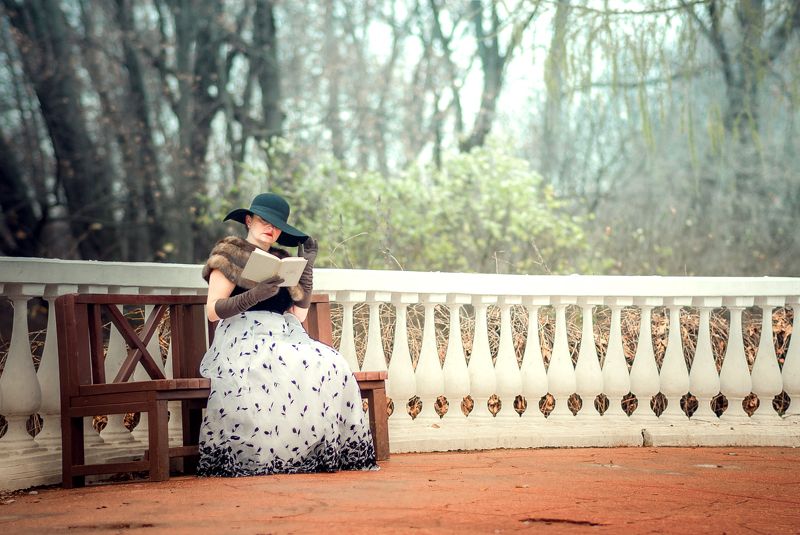 портрет парк постановка осень В паркеphoto preview