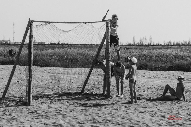 один за всех и все за одного!photo preview