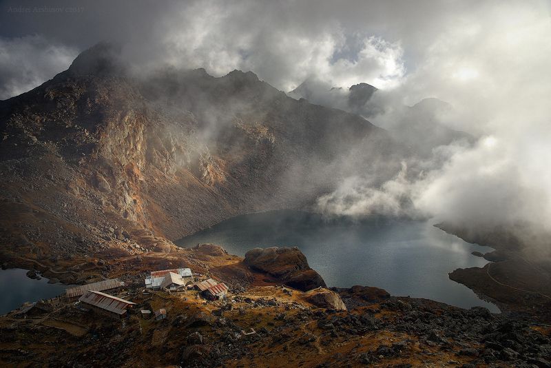 в облачной дымкеphoto preview