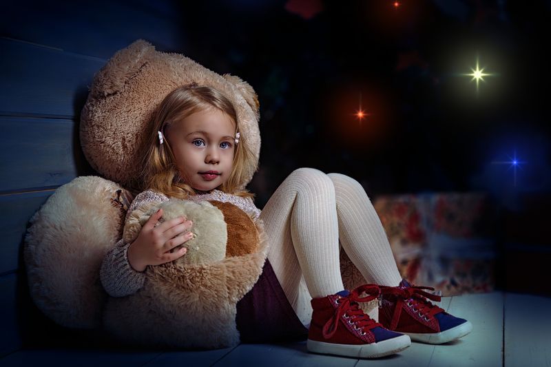 Агата в ожидании Нового года 2photo preview