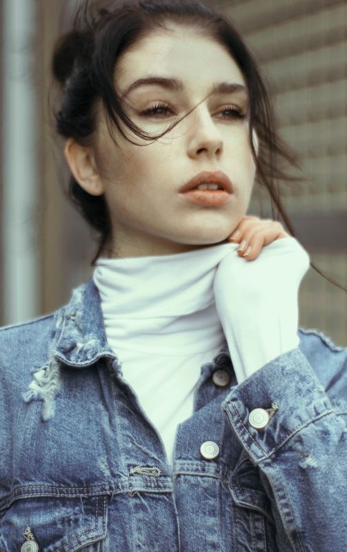 #girl #portrait #retro #jeans #jacket Magdaphoto preview