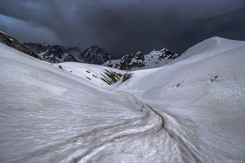 горы, скалы, Таджикистан, фаны, перевал, снег, лавина, памир, Казнок, mountains,Tajikistan, Фаны, Перевал Двойнойphoto preview
