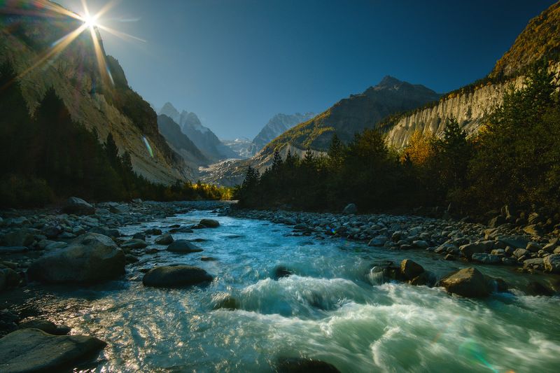 россия, кавказ, северная осетия, дигория, пейзаж, природа, ущелье, горы, хребет, рассвет, ледник, река Дигорияphoto preview