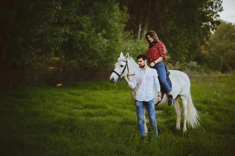 #прогулка на лошади На прогулкеphoto preview