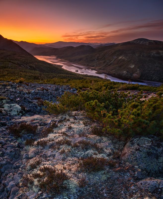 рассвет, утро, колыма, осень, горы, озеро Вулканический рассветphoto preview