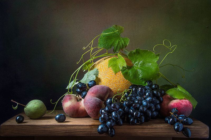 красивый натюрморт с фруктами,виноград,дыня,груши,нектарин,искусство,творчество,художественное фото,людмила костюченко. В конце лета.photo preview