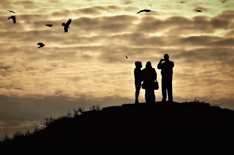 закат, небо облака, люди На закатеphoto preview