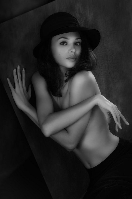гламур,ню, монохром, черно белое, портрет, фотосессия poliphoto preview
