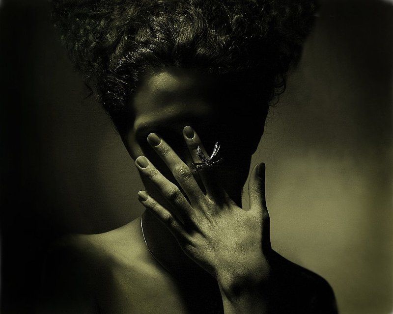 модель.ювелирные украшения,портрет,fotostep.ru,виталий степанов,фотостудия И ХОЧЕТСЯ И КОЛЕТСЯ...photo preview