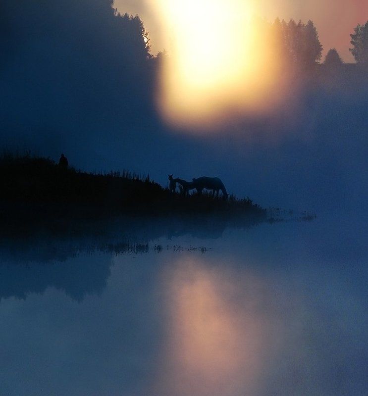 на рассветеphoto preview