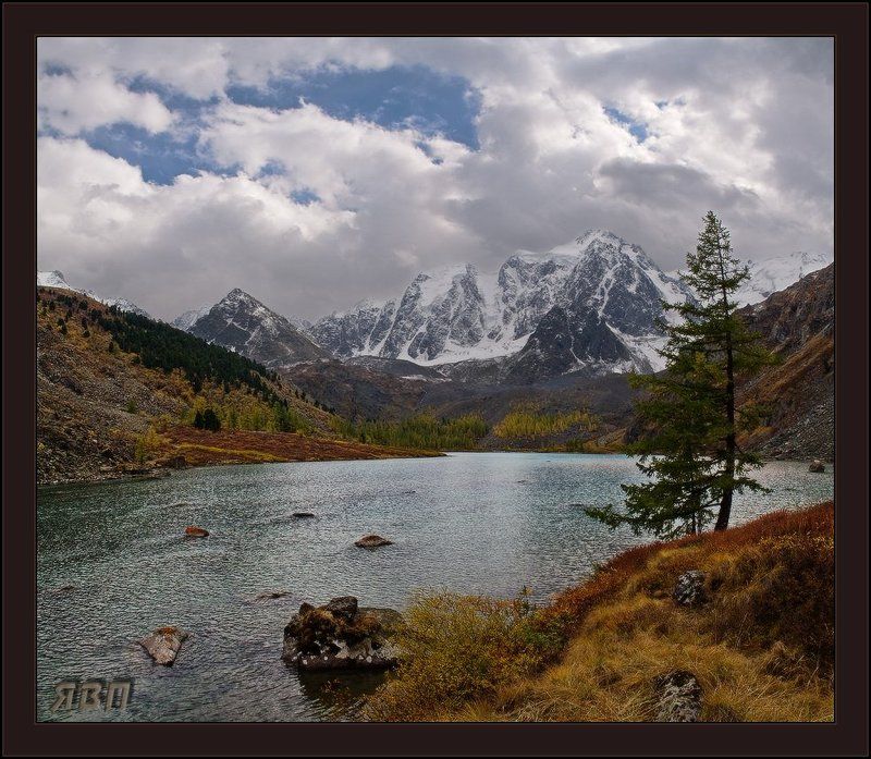 осень, шавлинское, озеро, пейзаж, горы Осень на Верхнем Шавлинском фото превью