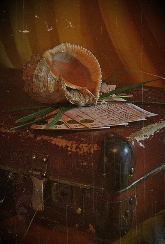 А я сяду в кабриолет и уеду куда-нибудь :)photo preview