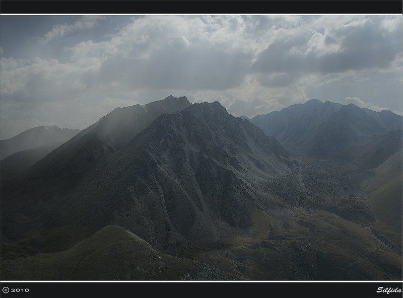 горы, озеро, станция, облака Один день в горах.photo preview