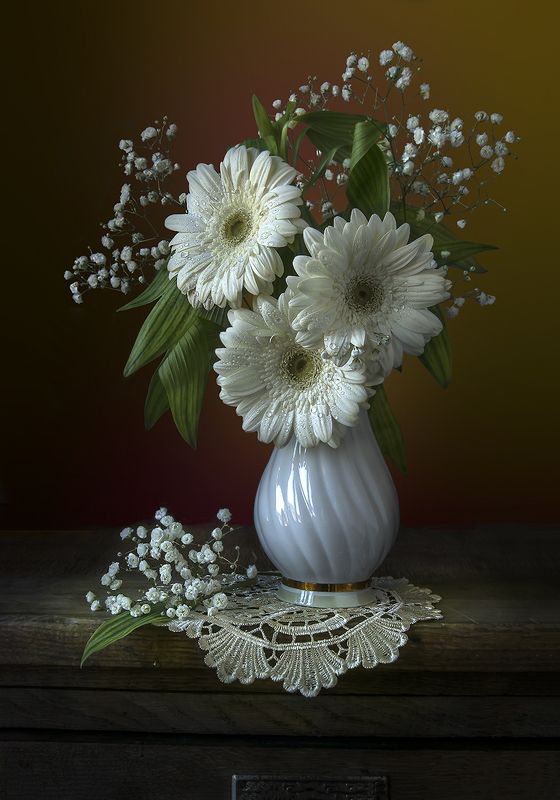 красивый натюрморт с белыми герберами,цветы,букет,художественное фото,искусство,творчество,костюченко людмила. Белые герберы.photo preview