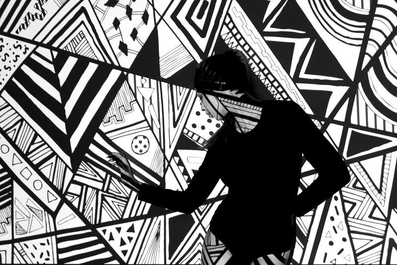 девушка студия чб монохром геометрияphoto preview