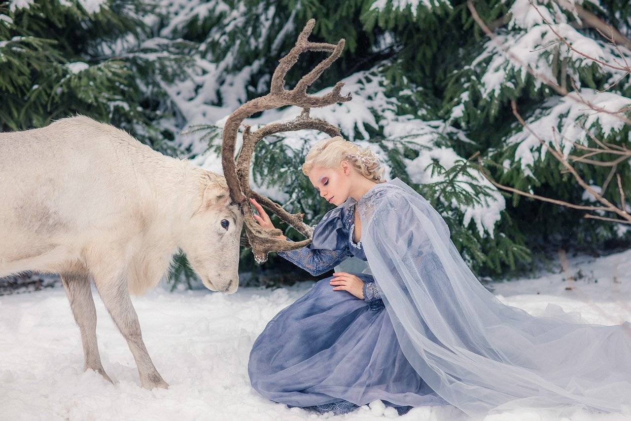 Прикосновение. Автор: Александра Савенкова , Александра Савенкова