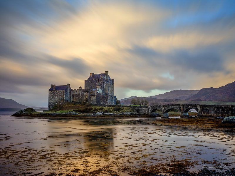 Scotland, castle, long exposure, reflection Eilean Donan at duskphoto preview