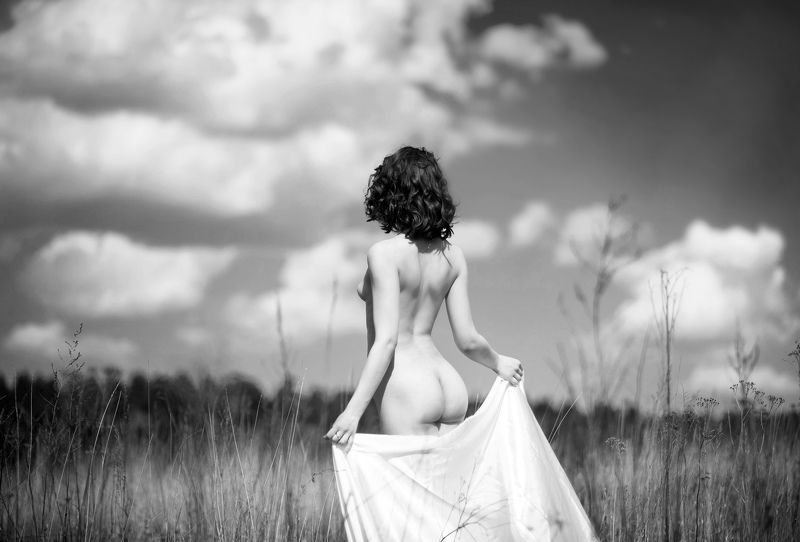 девушка, ню, эротика, черно-белое, природа ***photo preview