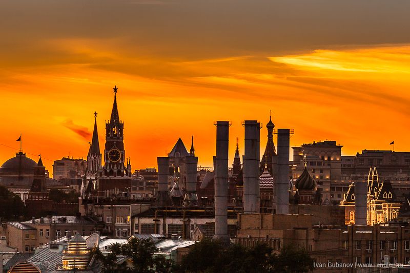 москва, закат, небо, кремль, крыши, городской, город, урбанизм, столица, прекрасный, вечер, лето, 2017 Закат в Москвеphoto preview