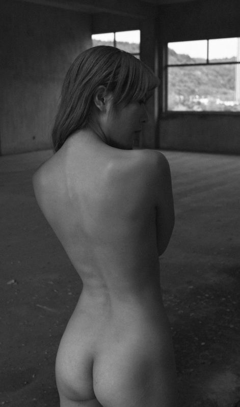 nude light photo preview