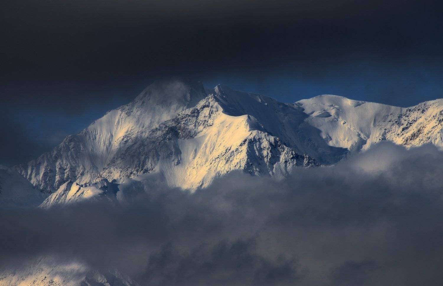 алтай, горный алтай, северо-чуйский хребет, тучи, ледники, Галина Хвостенко
