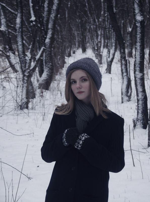 cold,зима,winter,blue,синий,зимний портрет,декабрь,новый год,happy new year, happy,девушка,girl,portrait,снег,снегопад,winterwonderland,wintertime, coldphoto preview