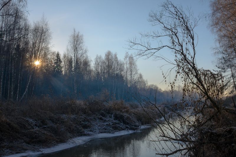 утро, осень, октябрь, мороз, иней, солнце, лучи, солнечно, осенняя сказка, река Осенняя сказкаphoto preview