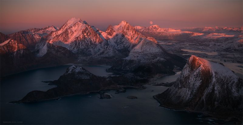 We are flying in 2018.photo preview