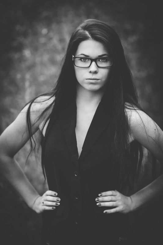 portrait, girl, long, hair, red, skirt, eyes, beauty, model Gabrielaphoto preview