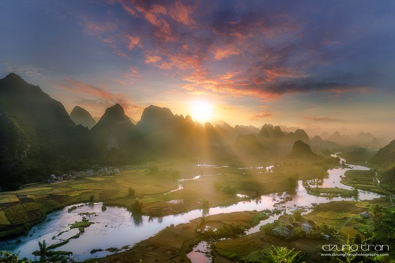 sunrise, ngoc con Ngoc con sunrisephoto preview