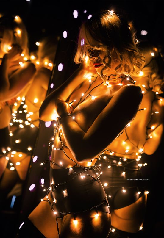 christmas, lights, nude, zilinskas, Christmas Treephoto preview