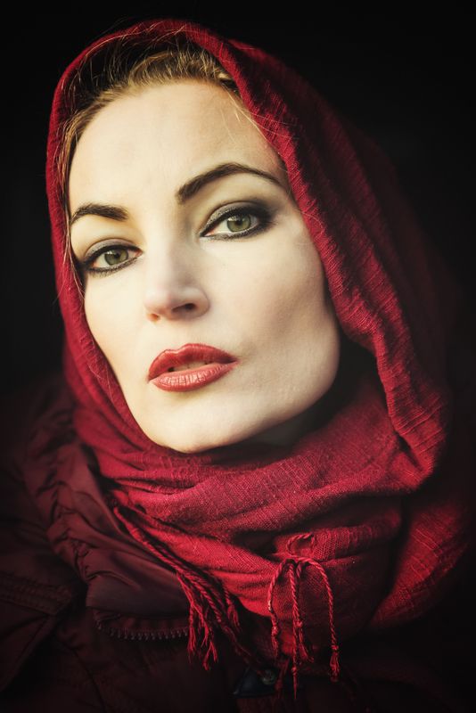 girl woman арт портрет portrait Portrait with Scarf - Портрет с шарфомphoto preview