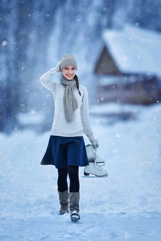 Коньки, фигуристка, лед, зима, парк, пруд, снег Фигуристкаphoto preview