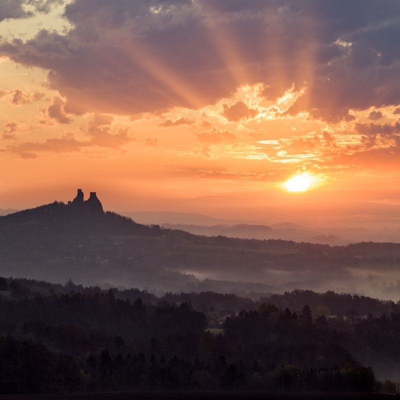 Trosky castlephoto preview