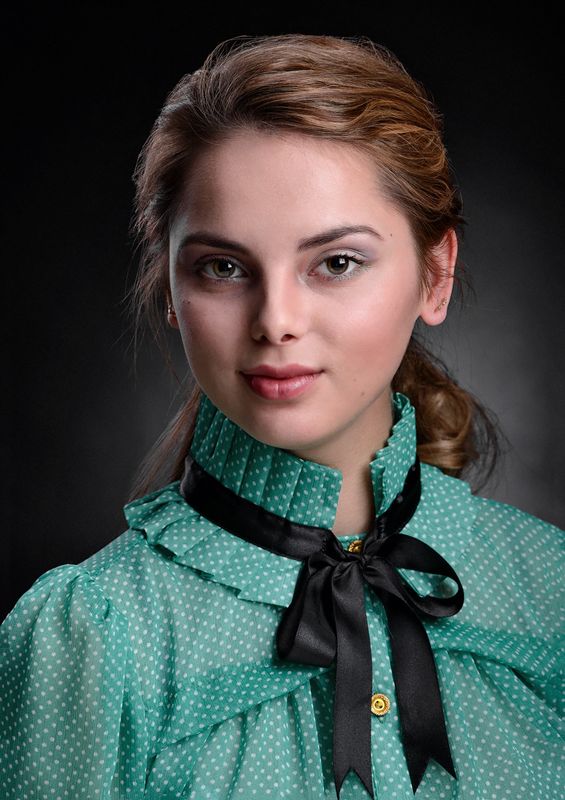 девушки, стиль, мода, красота, молодость, юность Кофточка в горошекphoto preview