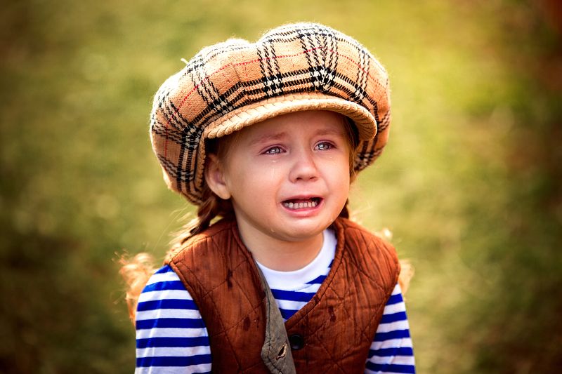 малыш, детский портрет, портрет, взгляд, слезы, ребенок плачет, эмоции, эмоциональная, на природе,  Когда совсем не до Смешариков ...photo preview