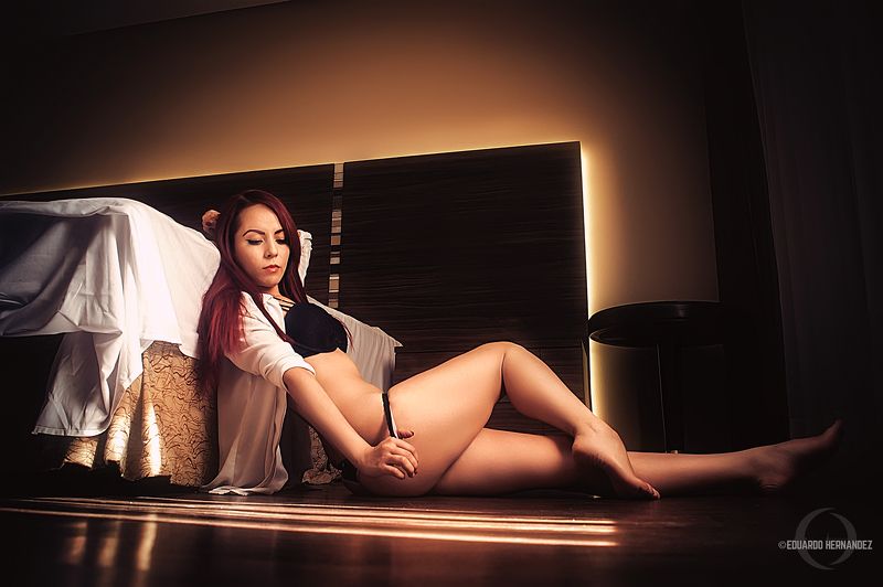 portrait,nude,lingerie,yellow,cdmx,hdzphoto The Sense of Beauty: Bettyphoto preview