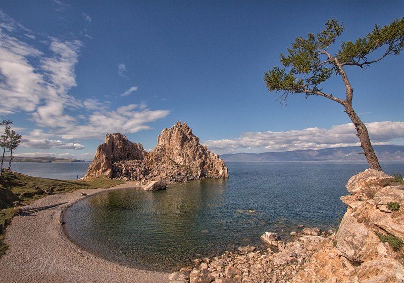 Шаманка. Байкал. Залив Малое море. Мыс Бурхан.photo preview
