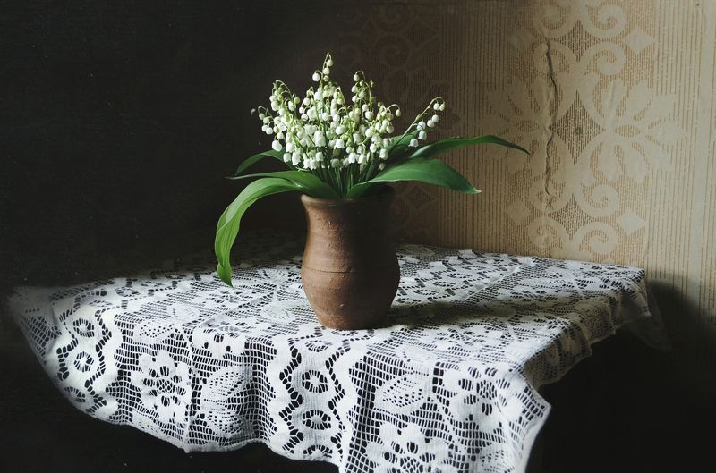 весна, май, ландыши, цветы, горшок, ваза, деревня, анна салтыкова, натюрморт, уют Тихая жизньphoto preview