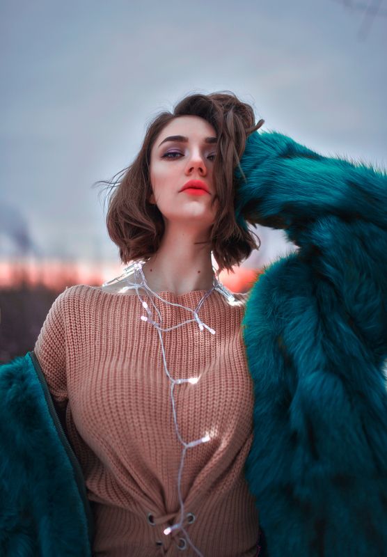 lights neon portrait  night * * *photo preview