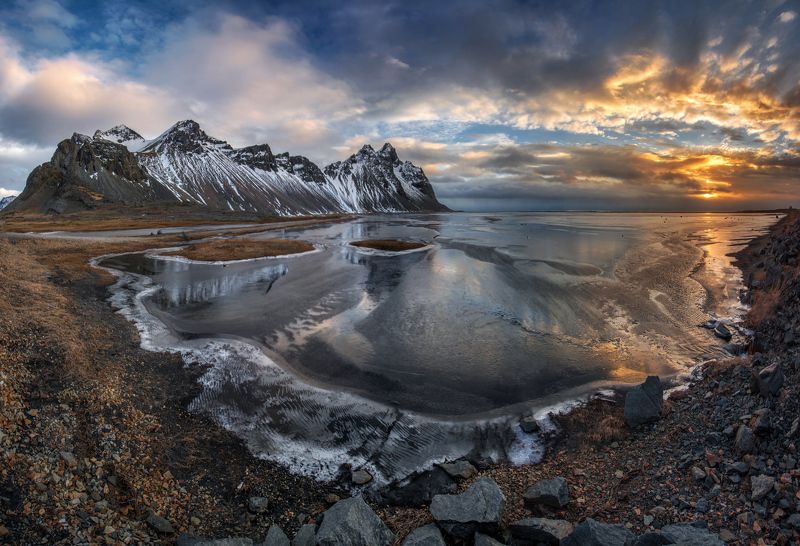 Вестрахорн, Стокснес, Исландия  Морозное утро в Исландииphoto preview