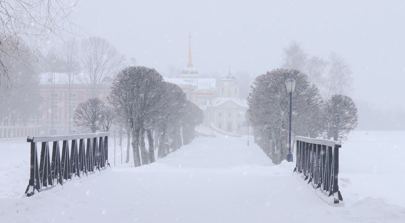 зима, кусково, снегопад В зимней усадьбе. Кусково фото превью