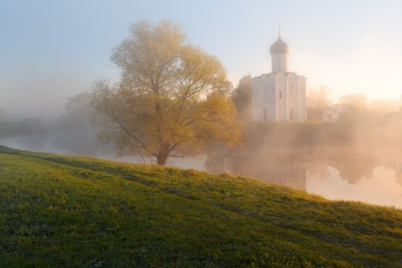 Храм Покрова Пресвятой Богородицыphoto preview