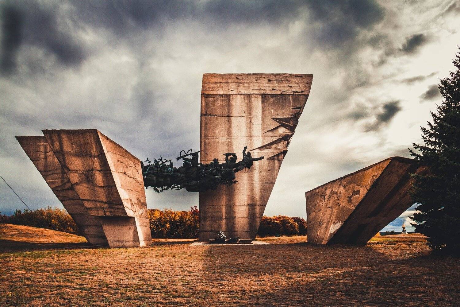 Память.... Автор: Simplici_mortE Харьков, Изюм, память, бой, осень, Simplici_mortE